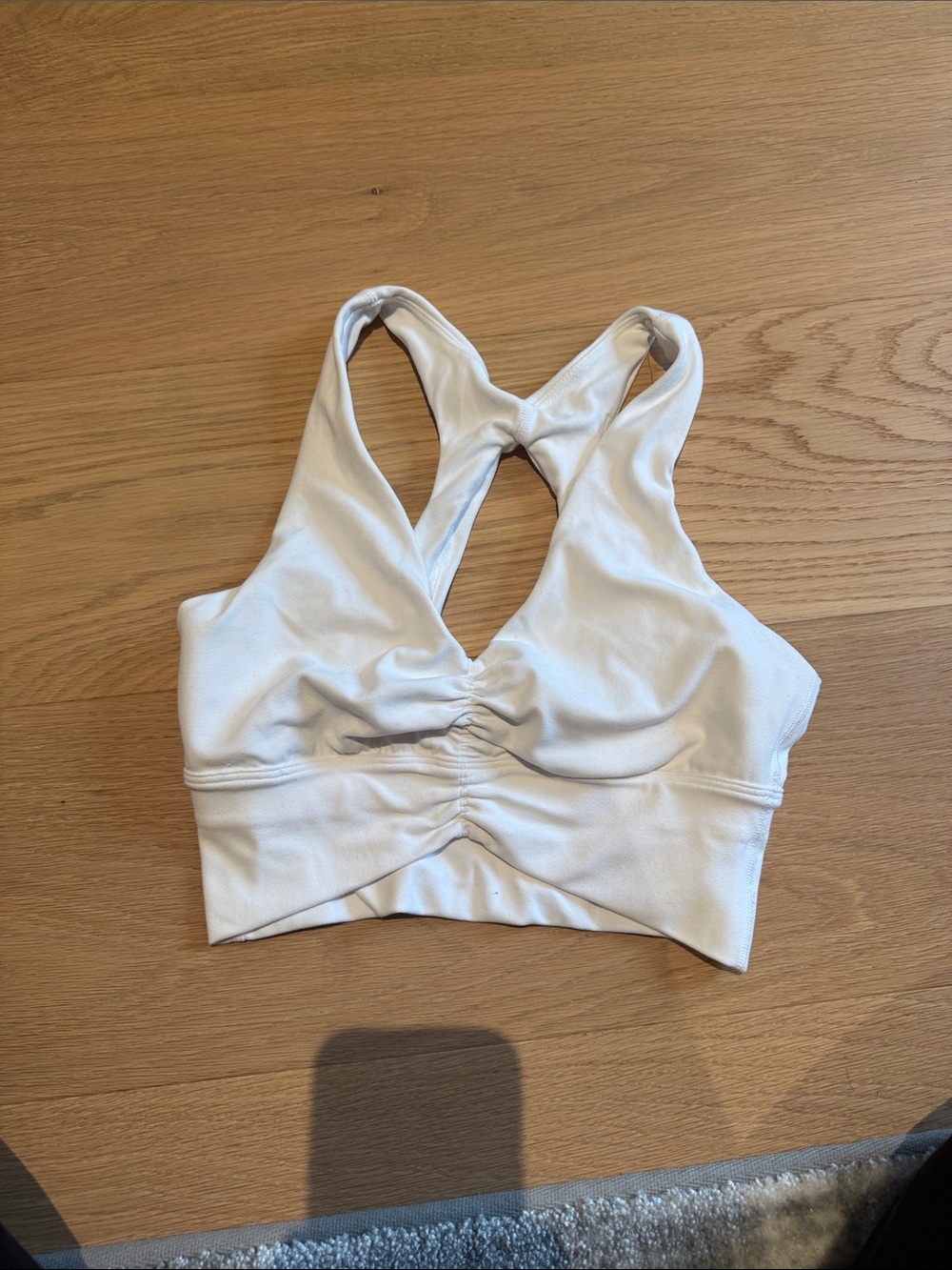 Aritzia TNA ruched sports bra size XS